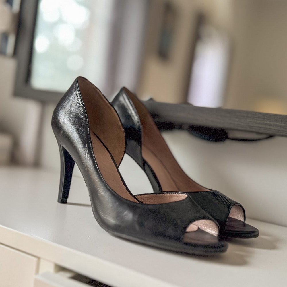 Le Château Leather Heels